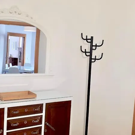 Charming House With Terrace Near The Center * פארו