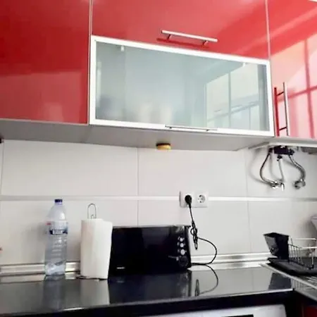 Dom wakacyjny Charming House With Terrace Near The Center *