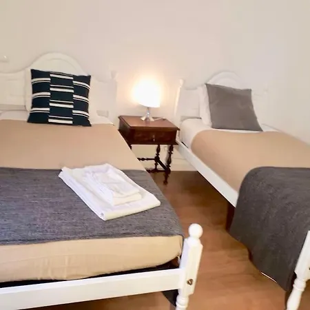 بيت للعطل Charming House With Terrace Near The Center فارو